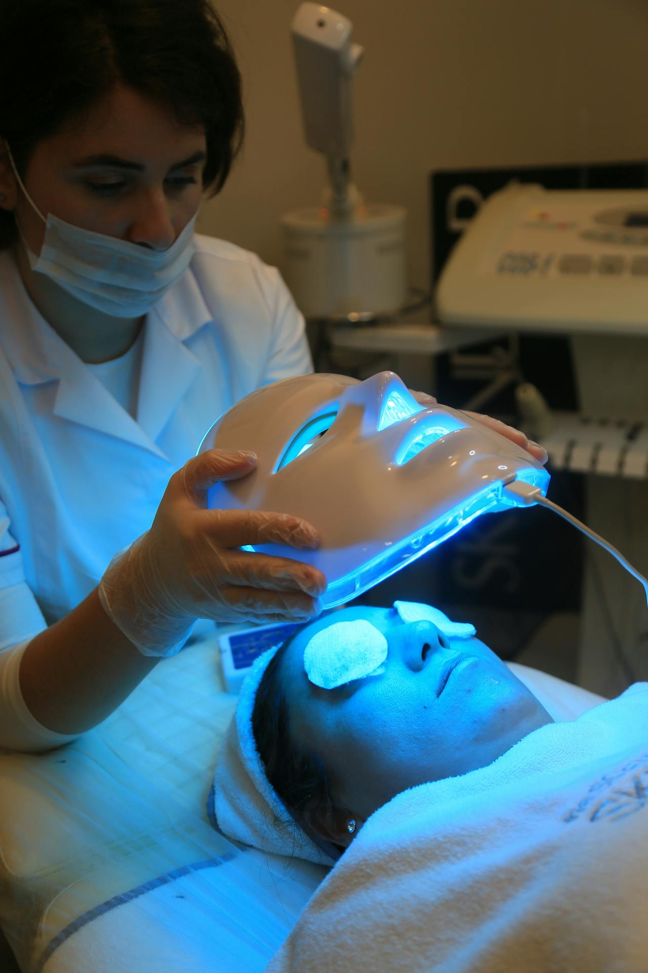 LED facial mask