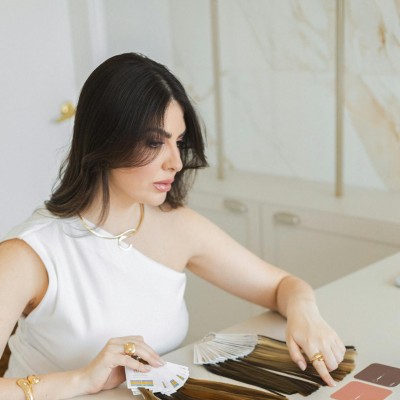 Beauty consultant