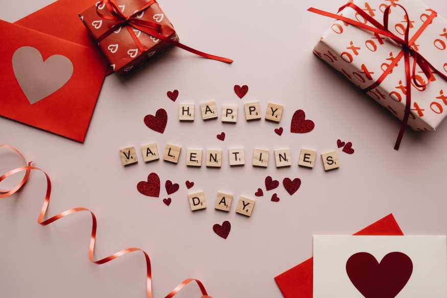Valentine’s Day Gift Ideas Under $25