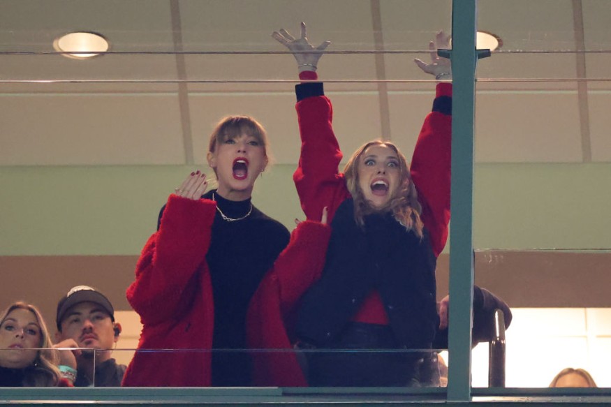 Taylor Swift and Brittany Mahomes - Kansas City Chiefs v Green Bay Packers
