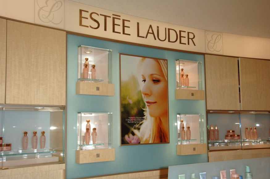 Saks Fifth Avenue & Estee Lauder's "Pleasures" by Gwyneth Paltrow - Inside
