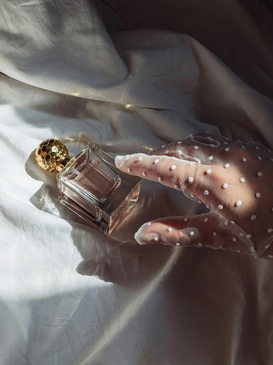 perfumes that smell like clean and fresh laundry