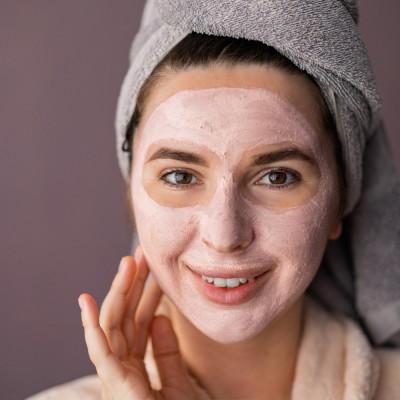 Causes of Oily Skin And What You Can Do at Home