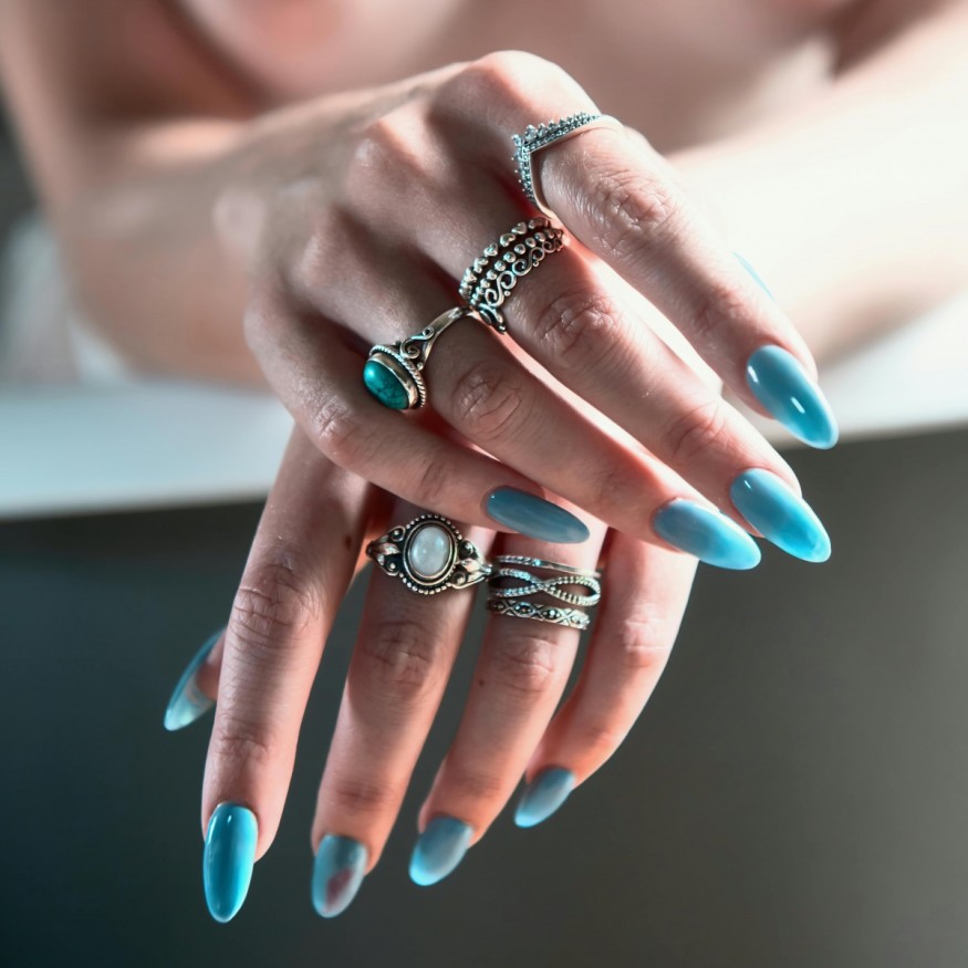 DIY gel nail kits