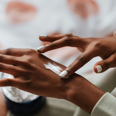 Anti-Aging Hand Care Choices for Youthful Skin