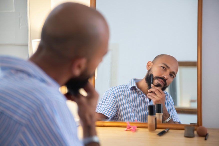 beard man grooming