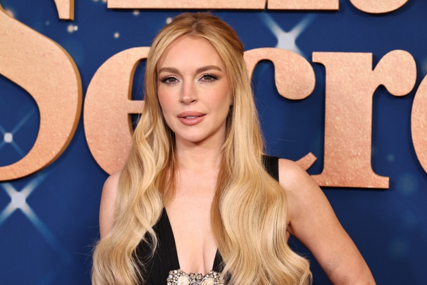 Lindsay Lohan Unveils Her No Makeup Face Amid Plastic Surgery Speculations