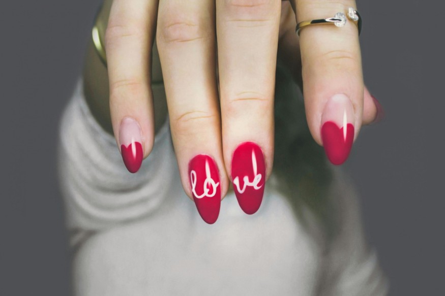 5 Best French Tip Nail Designs to Elevate Your Look This Valentine's Day